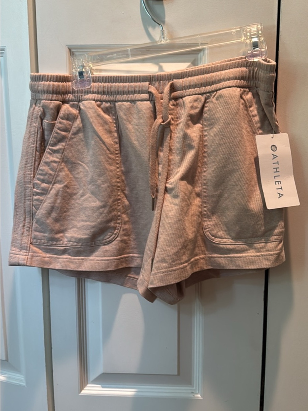 Athleta Women's Light Dusty Pink Drawstring Athletic Shorts size 10